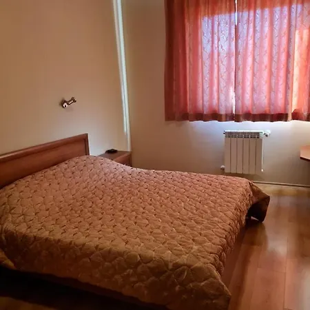 Апартаменты Edelweiss 20 *